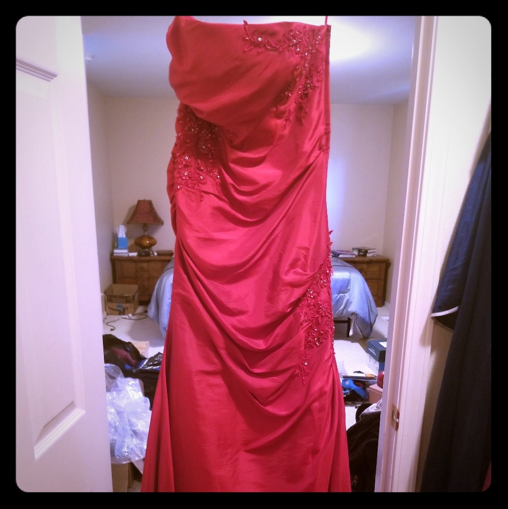 Formal strapless gown